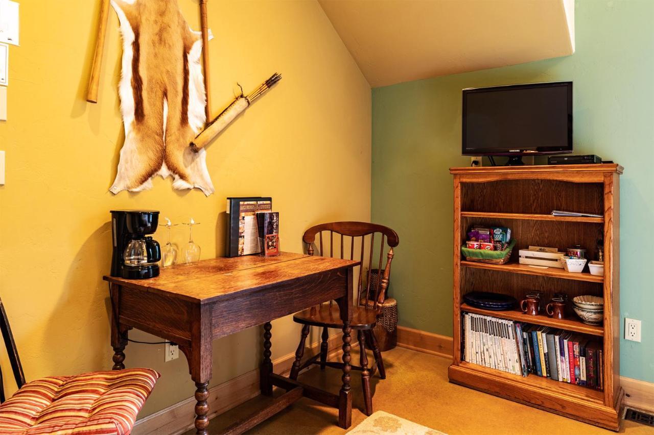 Villa Talus Rock Retreat à Sandpoint Extérieur photo