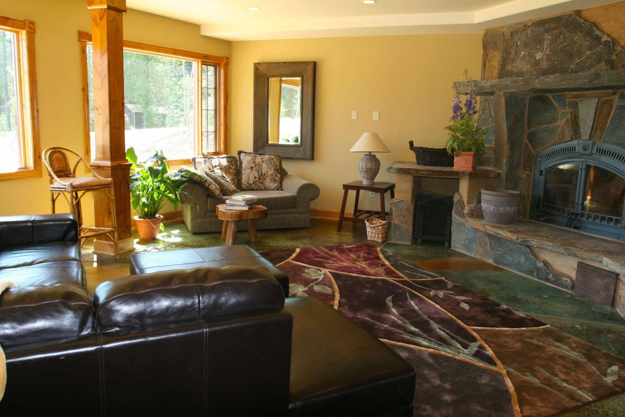 Villa Talus Rock Retreat à Sandpoint Extérieur photo